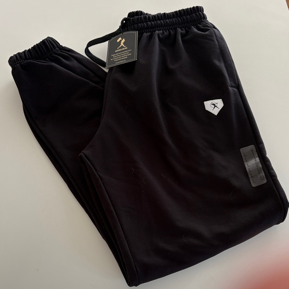 Women's Relaxed Fit Comfort Sweatpants - Black
Softball - baseballism inc